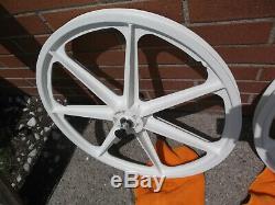 Skyway Tuffwheel 24 White New in the box never mounted USA Made sealed bearing