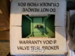 USA Made Freon r22 Refrigerant 22 sealed box R-22 r 22 In 37 pound sealed box